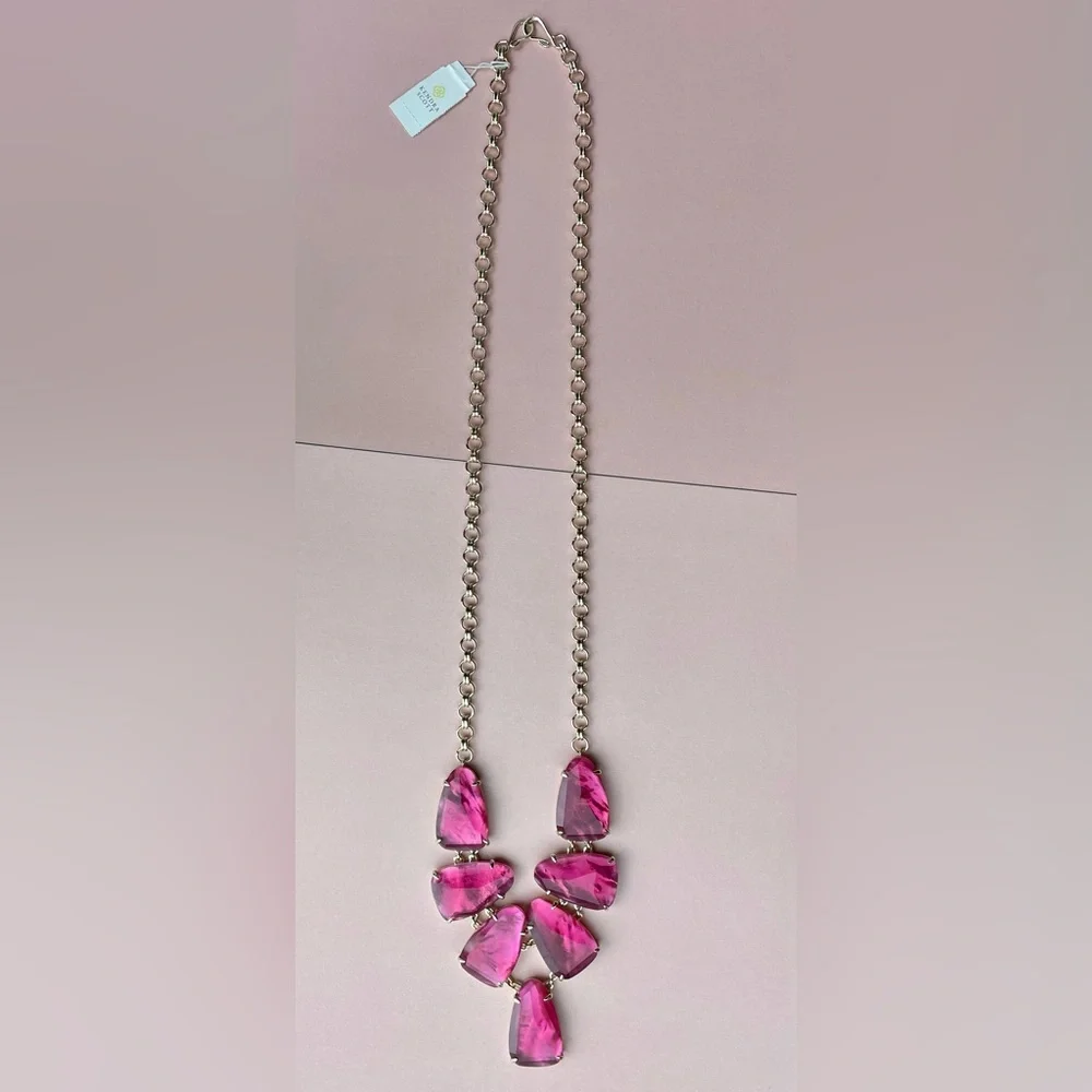Kendra Scott Harlie Necklace Pink Berry Burgundy Illusion 14k Gold Plated NWT - Picture 10 of 16
